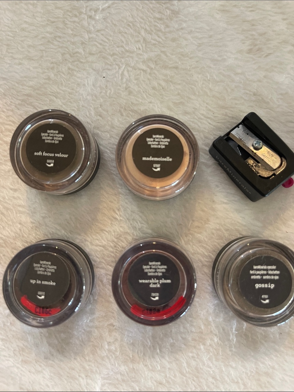 BareMinerals Eyeshadow, set of 9, plus liner sharpener - Picture 5 of 6
